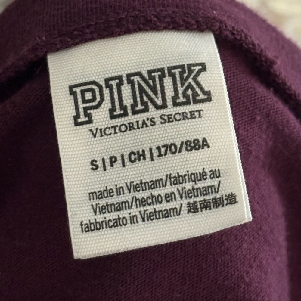 💗 $10 each or 2/$15 
PINK Small Maroon Dog TShirt $10 or 2/$15 (any PINK Tees) - Picture 2 of 5